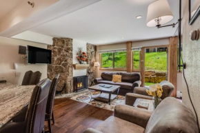 Laurelwood Condominiums 404